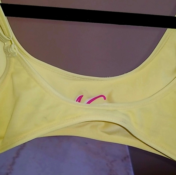 L.A. GEAR 2 PIECE SWIMSUIT - Picture 4 of 4